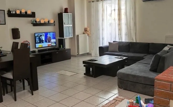 NEW FALIRO. For sale, 1st floor apartment of 102 sq. m. in very good condition